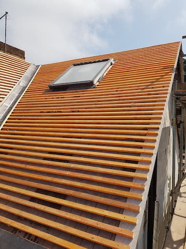 Roof repair in Stirling