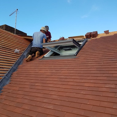 Roofing  in Middle Park